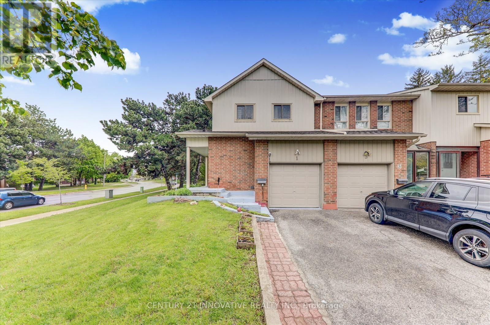 1 - 34 Dundalk Drive, Toronto, Ontario  M1P 4W3 - Photo 3 - E12176601