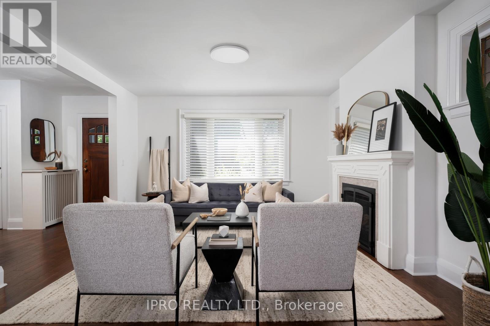 12 Mortimer Avenue, Toronto, Ontario  M4K 1Z8 - Photo 7 - E12176653