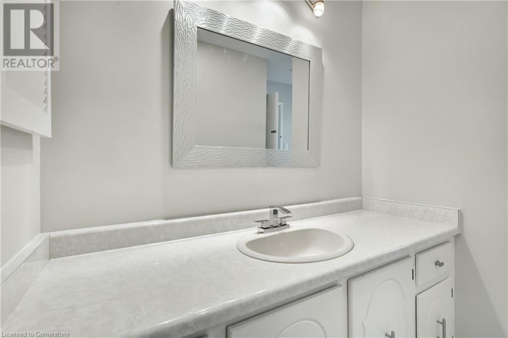 712 Vermouth Avenue Unit# Upper, Mississauga, Ontario  L5A 3T3 - Photo 20 - 40734075