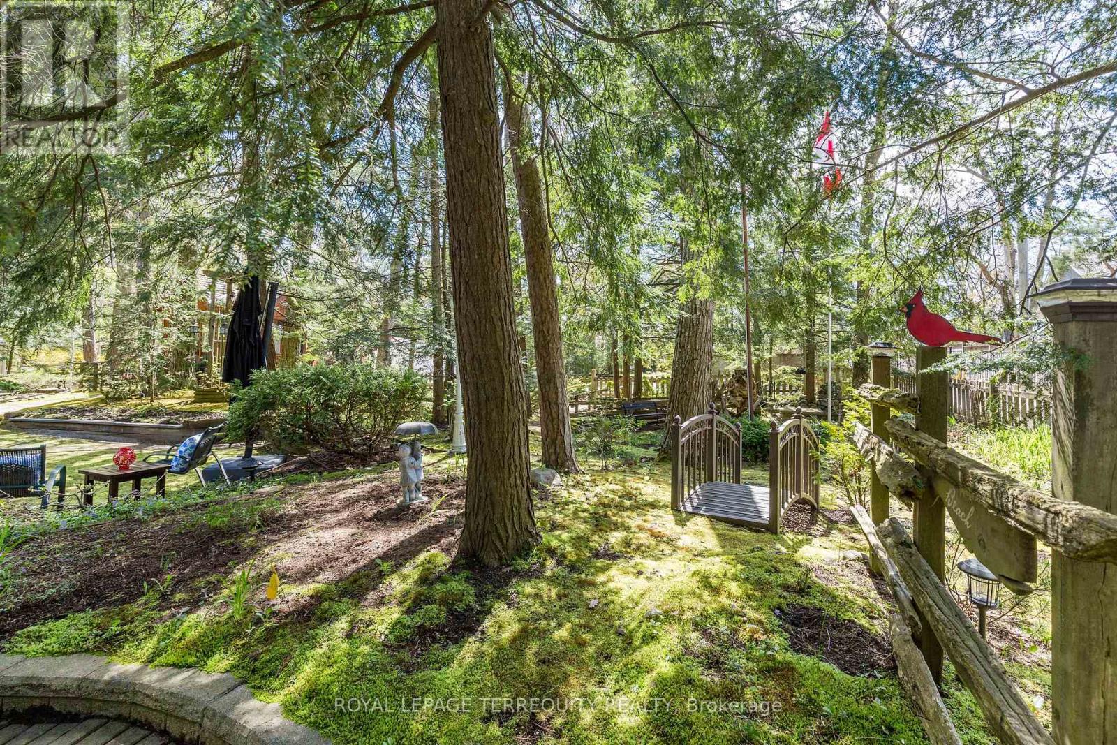 19 Finley Drive, Tiny, Ontario  L0L 2J0 - Photo 20 - S12176646