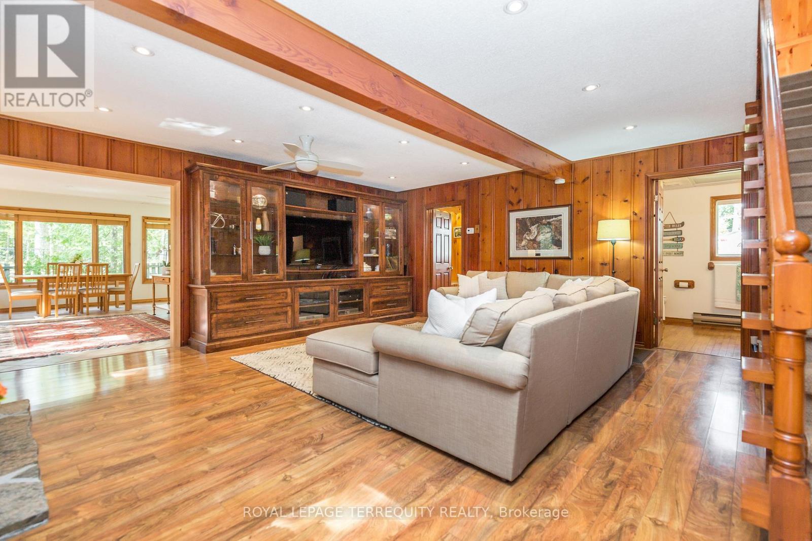 19 Finley Drive, Tiny, Ontario  L0L 2J0 - Photo 24 - S12176646