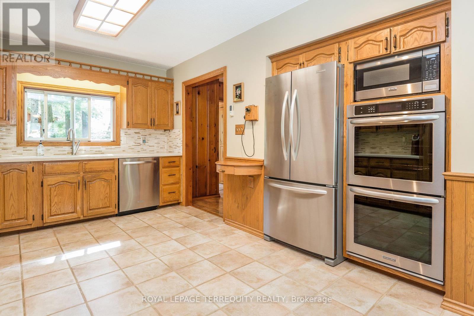 19 Finley Drive, Tiny, Ontario  L0L 2J0 - Photo 33 - S12176646
