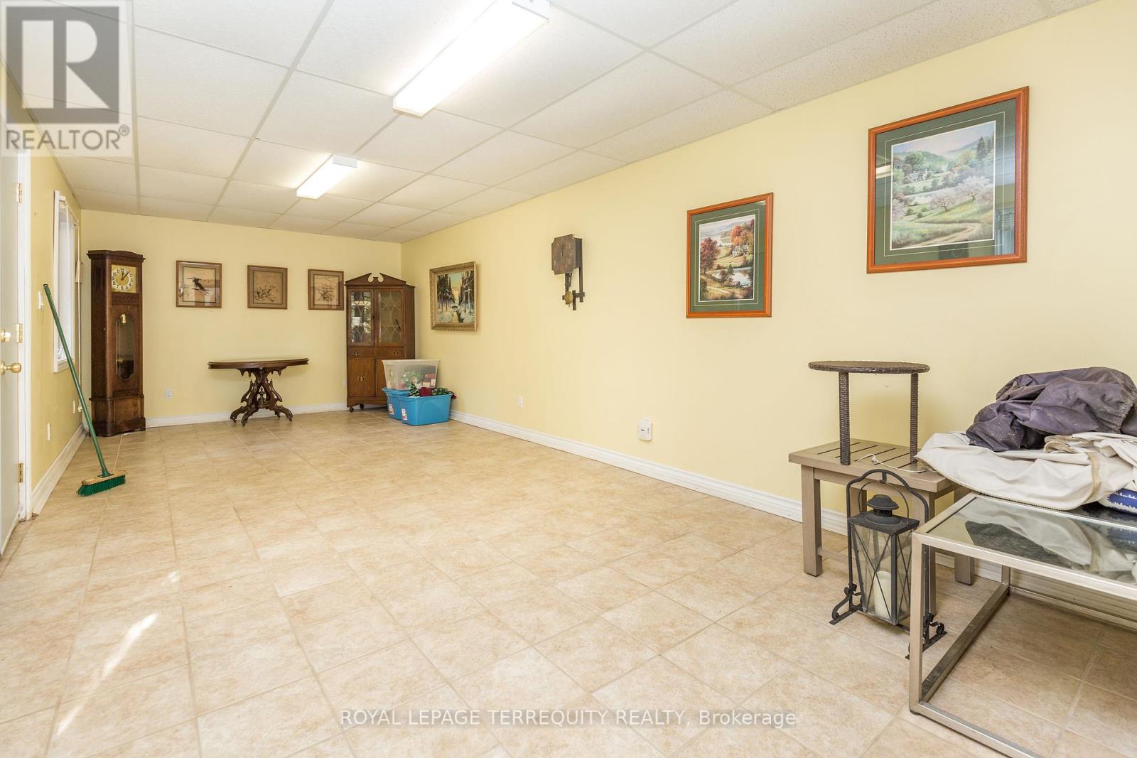 19 Finley Drive, Tiny, Ontario  L0L 2J0 - Photo 46 - S12176646