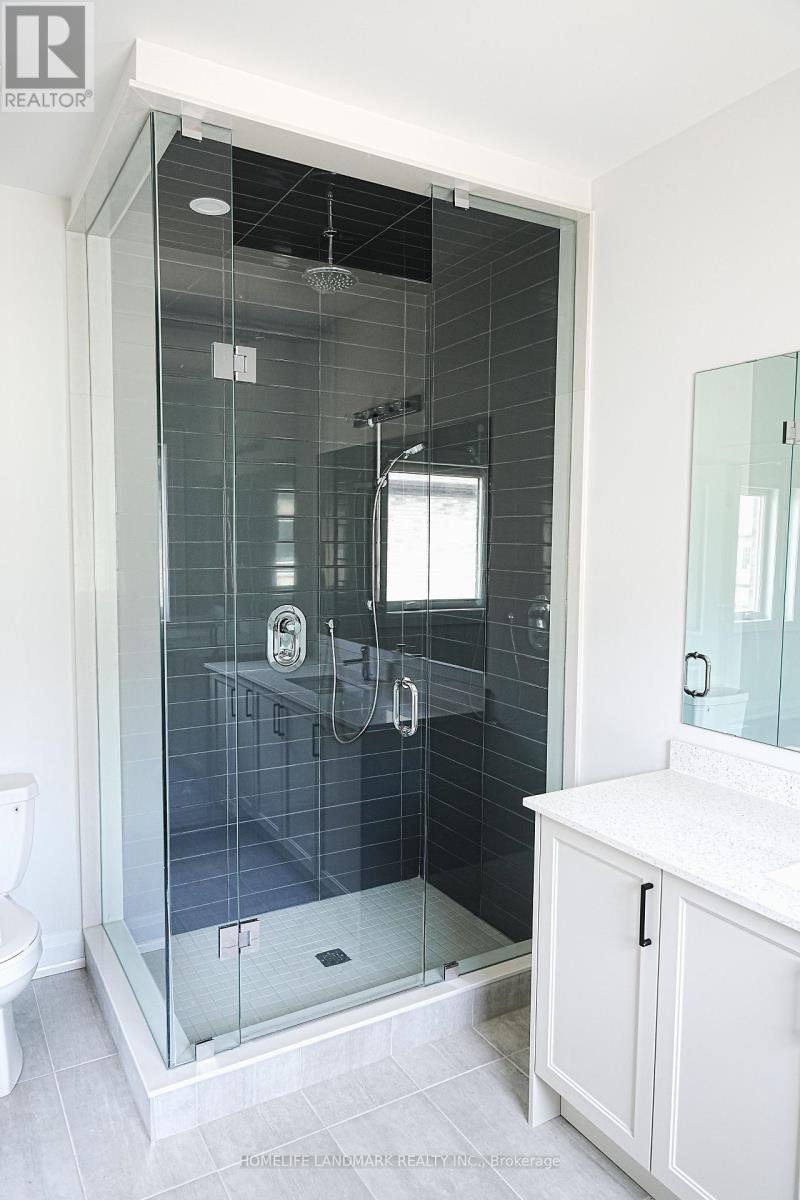 132 Seguin Street, Richmond Hill, Ontario  L4E 1N2 - Photo 5 - N12171865