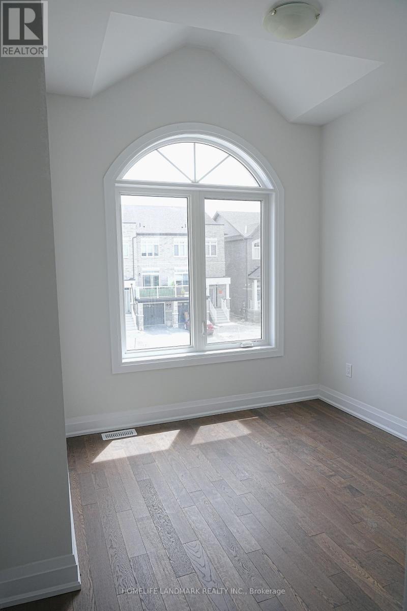 132 Seguin Street, Richmond Hill, Ontario  L4E 1N2 - Photo 7 - N12171865