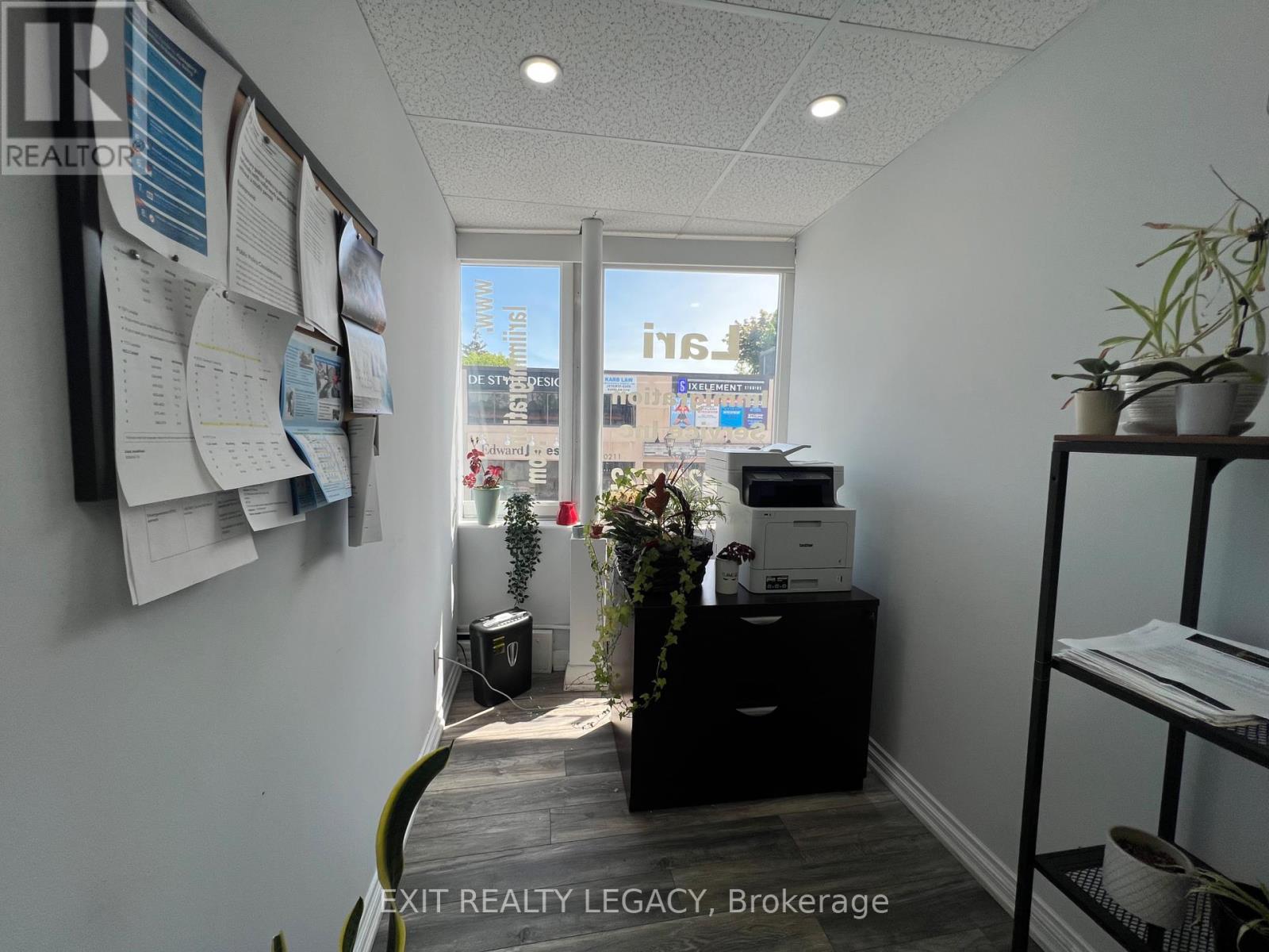 #206 & #207 - 10212 Yonge Street, Richmond Hill, Ontario  L4C 3B6 - Photo 20 - N12173275