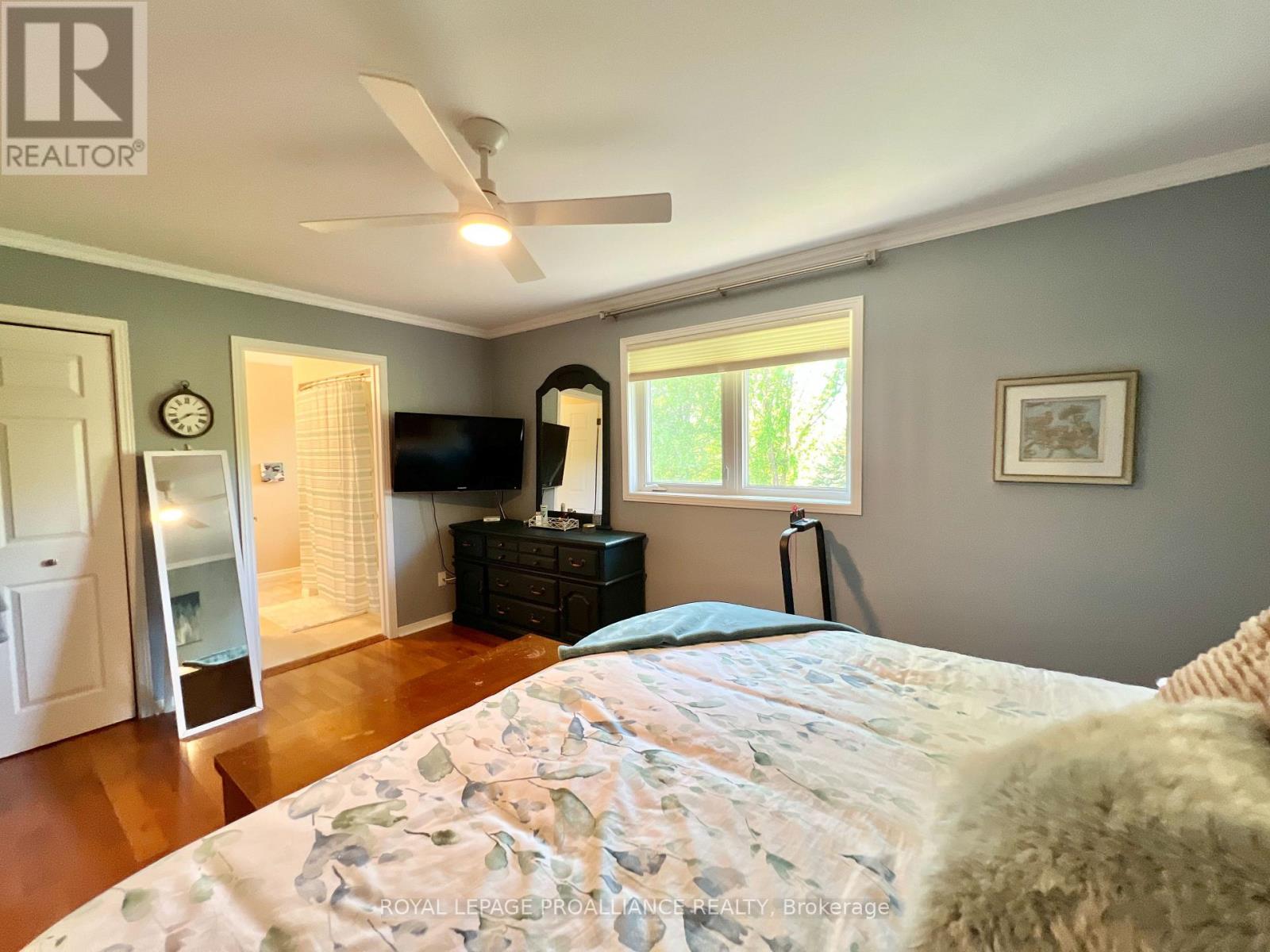 21 Benson Court, Belleville, Ontario K8P 5J4 - Photo 12 - X12176723