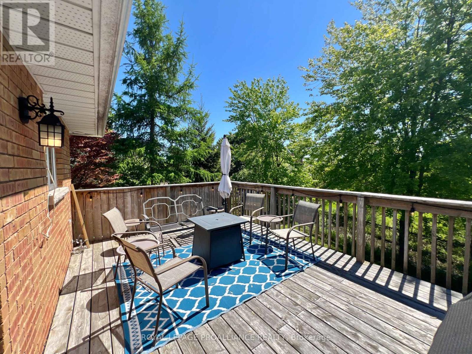21 Benson Court, Belleville, Ontario K8P 5J4 - Photo 16 - X12176723