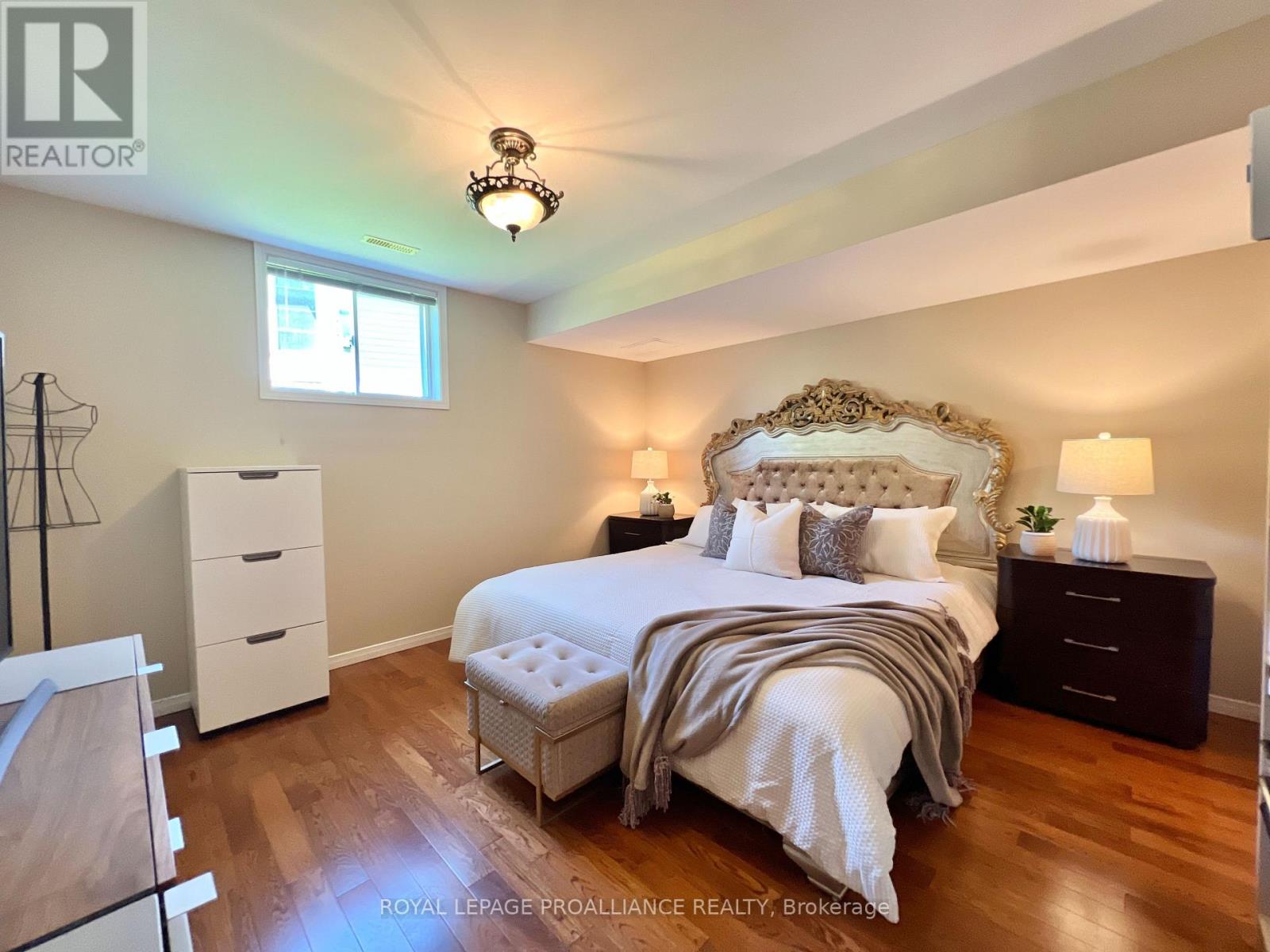 21 Benson Court, Belleville, Ontario K8P 5J4 - Photo 24 - X12176723
