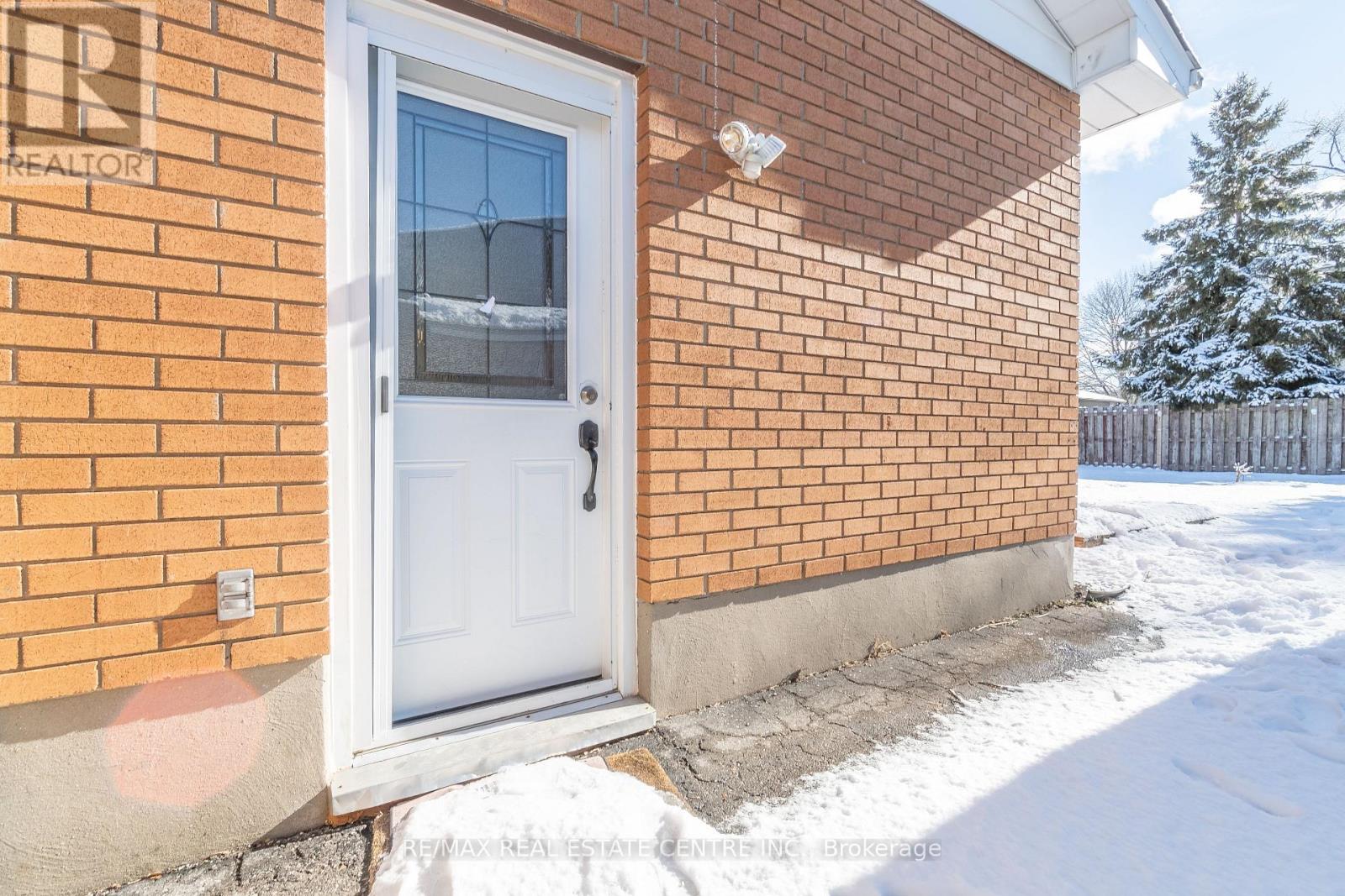 #lower - 176 Wellesley Crescent, London East (East I), Ontario  N5V 1J7 - Photo 20 - X12097400