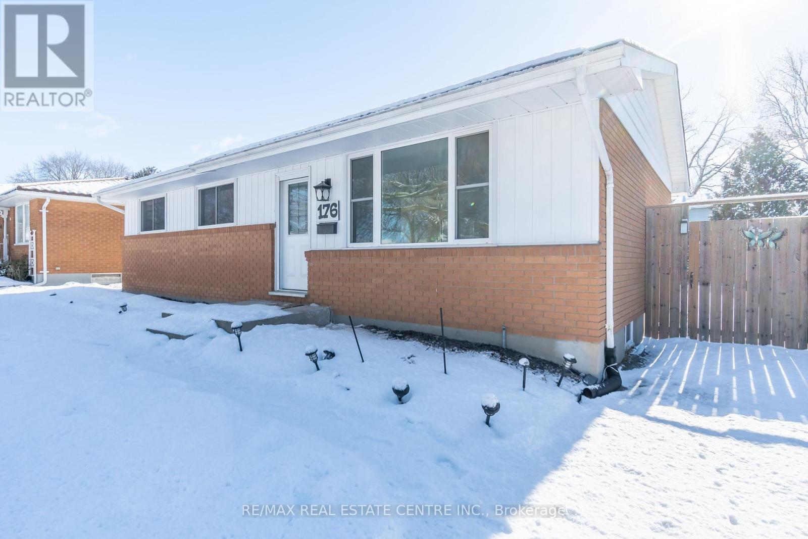 #lower - 176 Wellesley Crescent, London East (East I), Ontario  N5V 1J7 - Photo 2 - X12097400