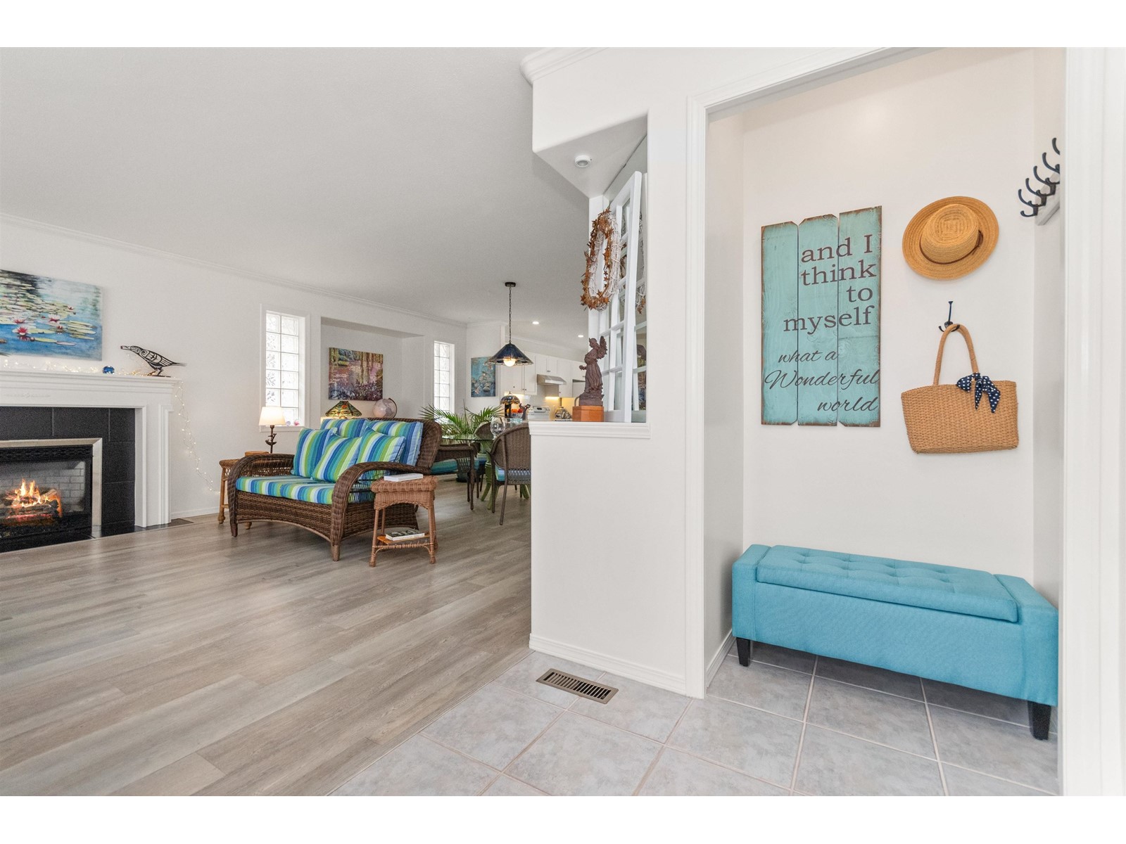 Property at 2 9420 WOODBINE STREET image 3