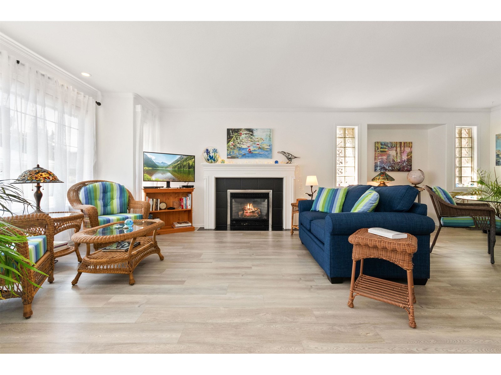 Property at 2 9420 WOODBINE STREET image 1