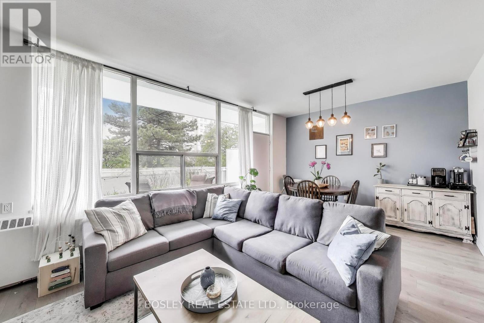 111 - 10 Parkway Forest Drive, Toronto (Henry Farm), Ontario  M2J 1L3 - Photo 7 - C12176648