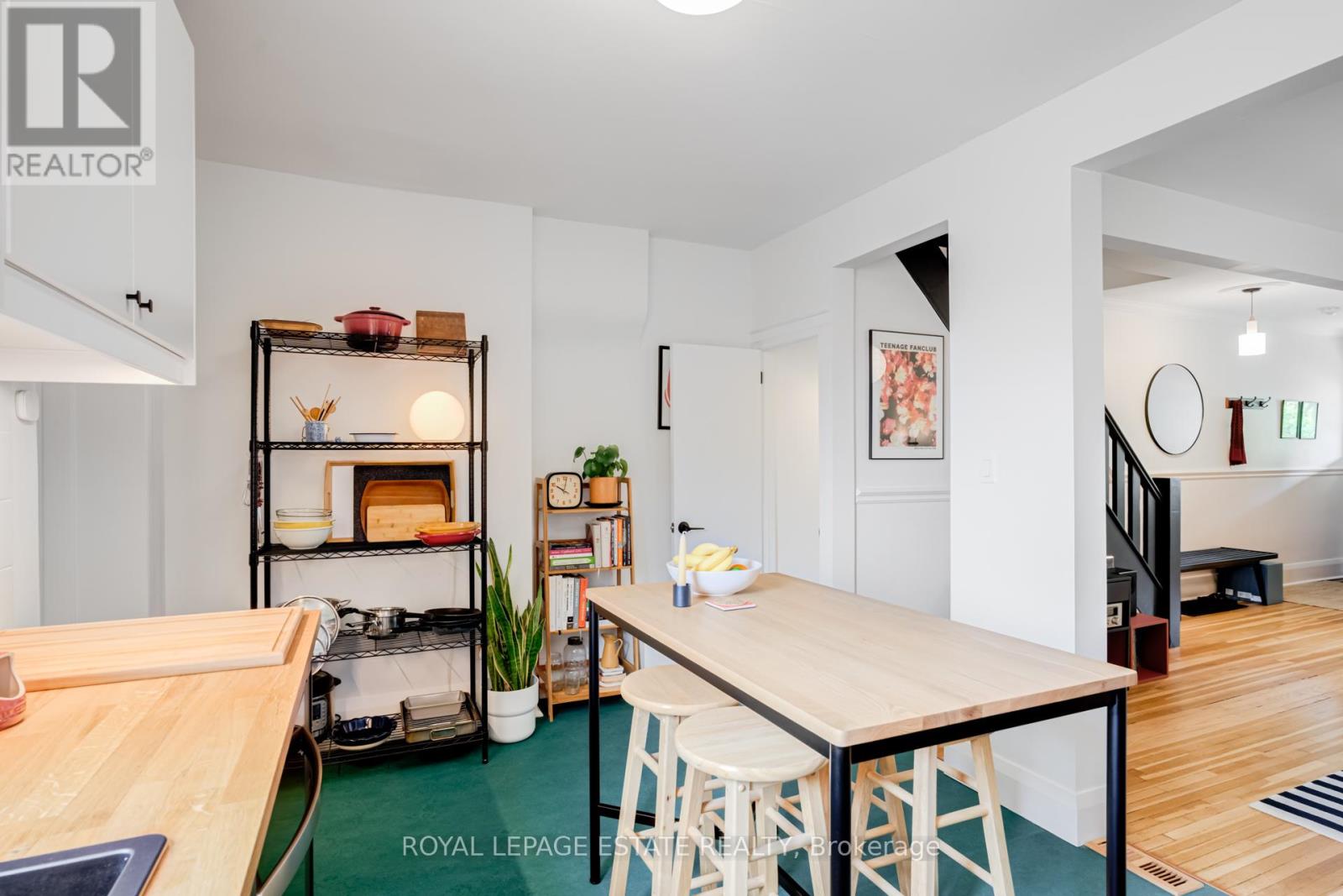 118 Mulock Avenue, Toronto, Ontario  M6N 3C6 - Photo 12 - W12176587