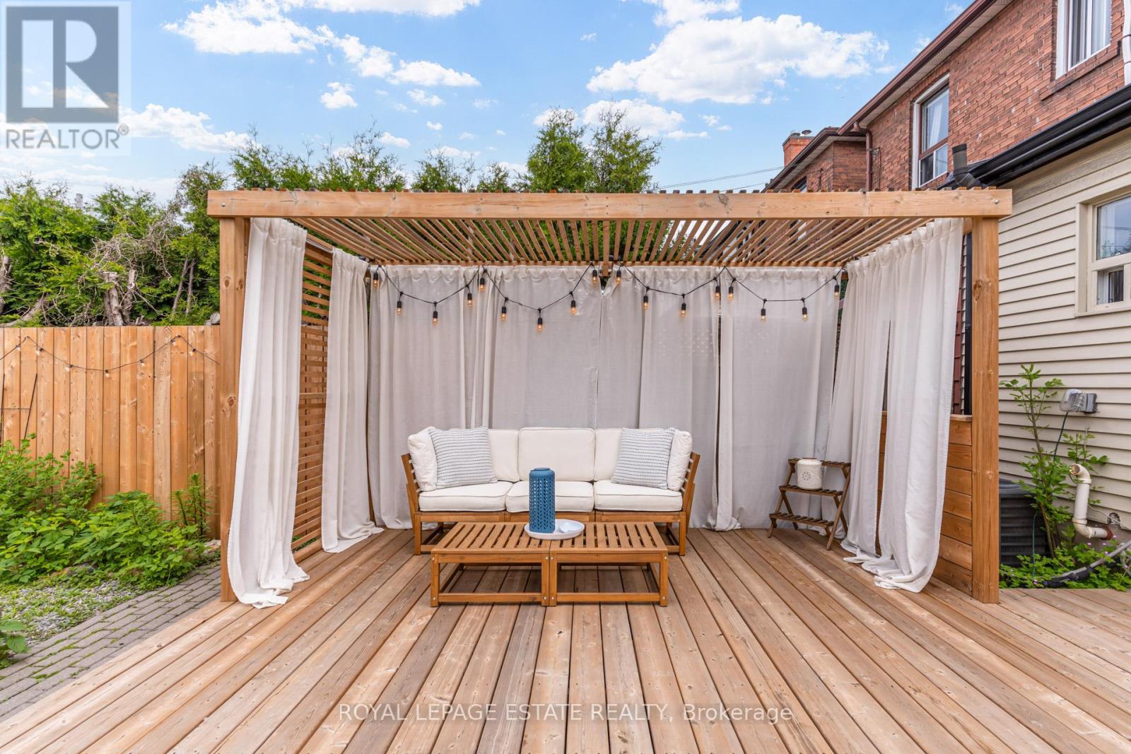 118 Mulock Avenue, Toronto, Ontario  M6N 3C6 - Photo 35 - W12176587
