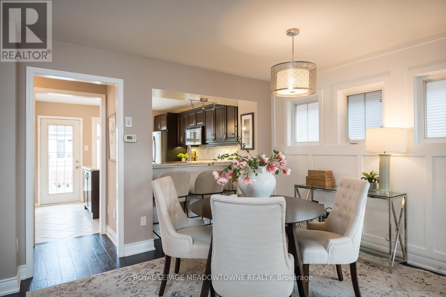 236 Magurn Gate, Milton, Ontario  L9T 7B3 - Photo 11 - W12176634