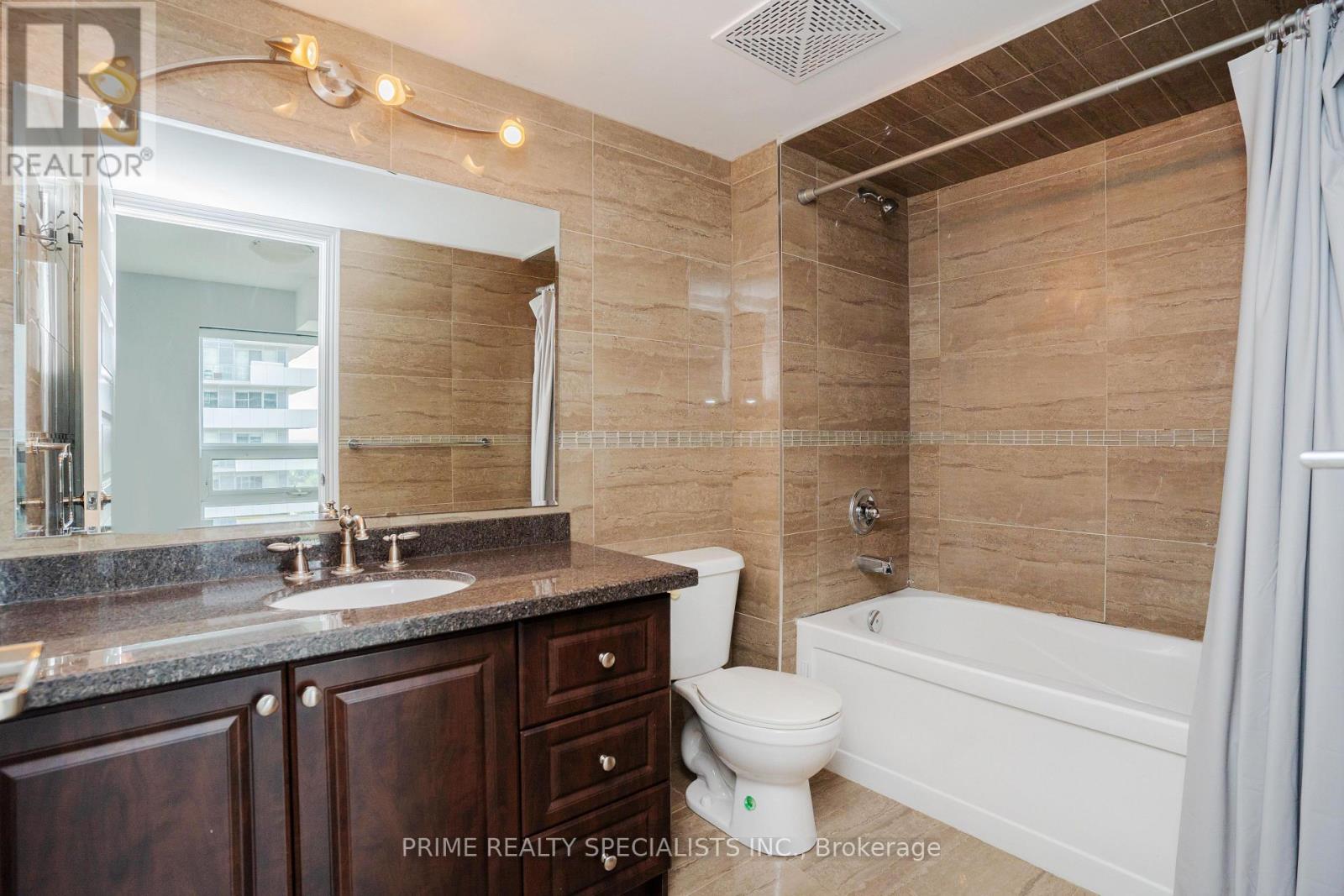 2006 - 215 Queen Street E, Brampton, Ontario  L6Y 1M6 - Photo 33 - W12176672