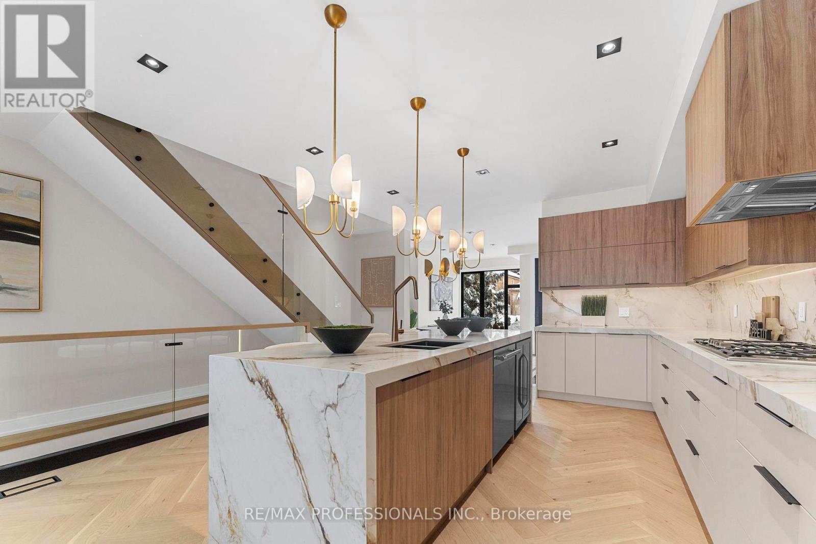 24 Durie Street, Toronto, Ontario  M6S 3E6 - Photo 10 - W12176680