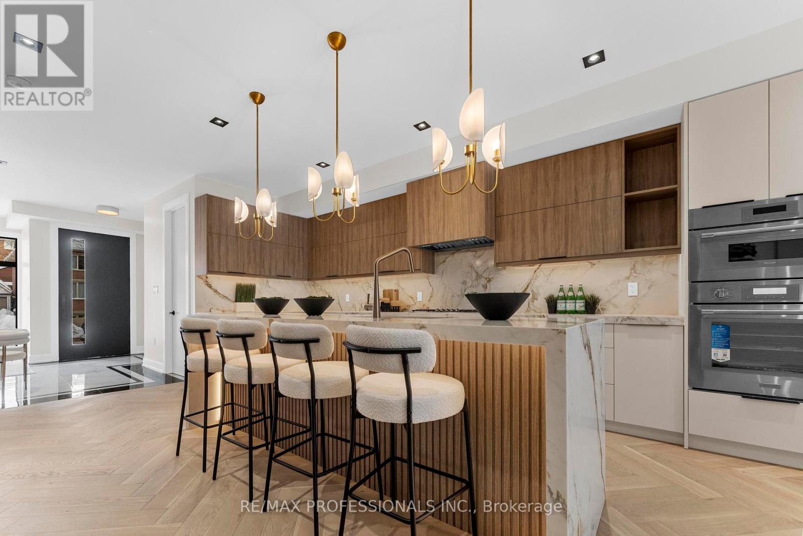 24 Durie Street, Toronto, Ontario  M6S 3E6 - Photo 11 - W12176680