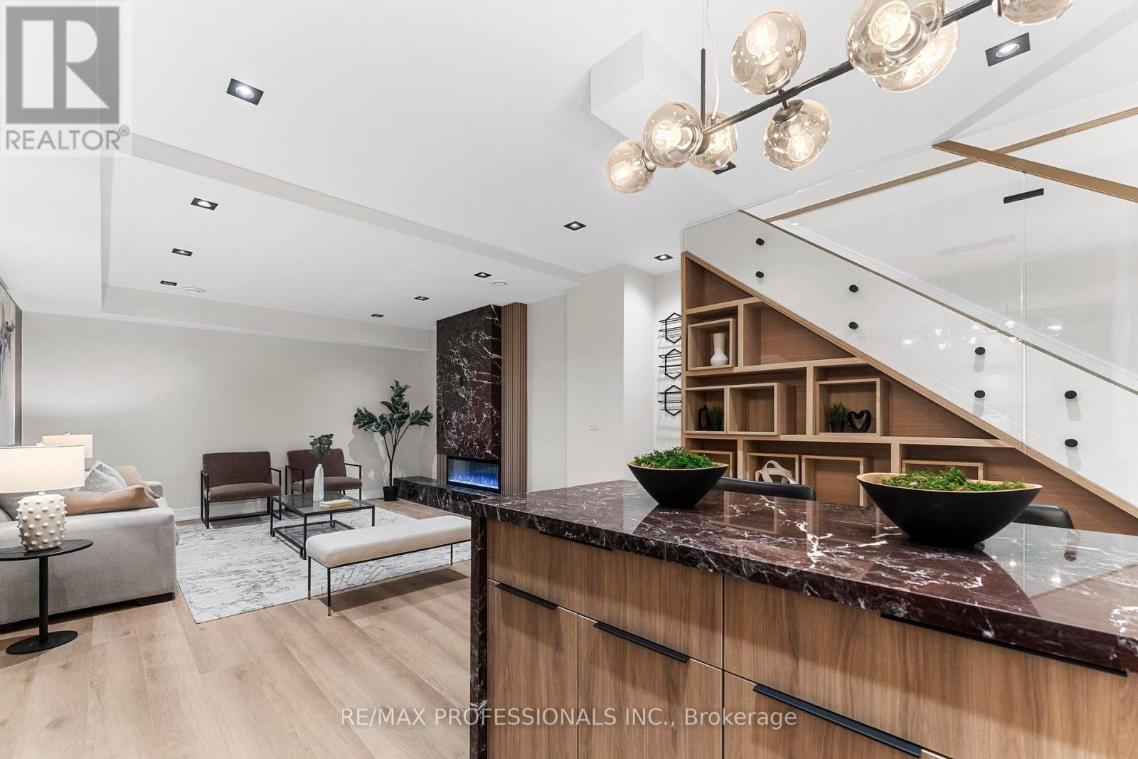 24 Durie Street, Toronto, Ontario  M6S 3E6 - Photo 35 - W12176680