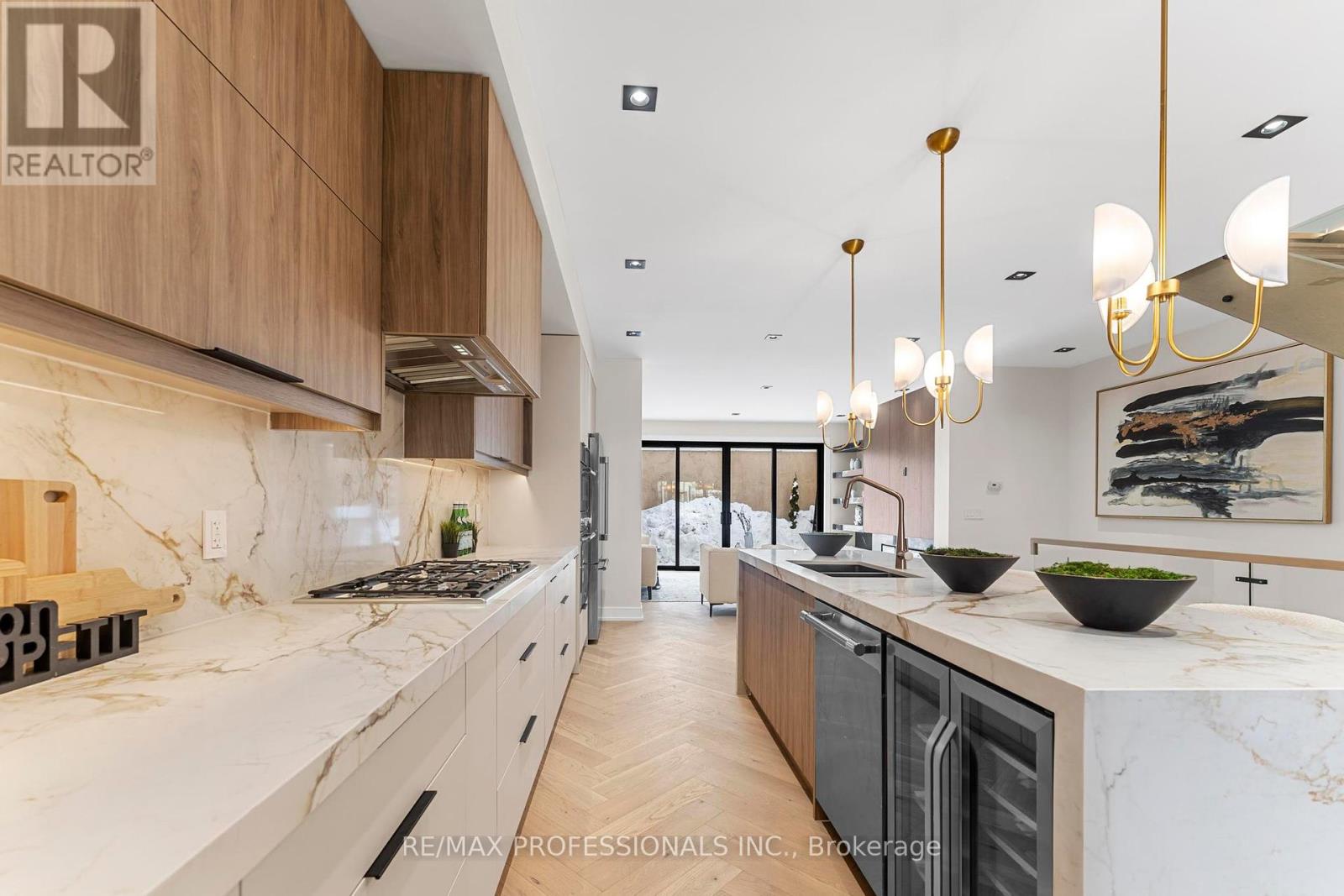 24 Durie Street, Toronto, Ontario  M6S 3E6 - Photo 9 - W12176680