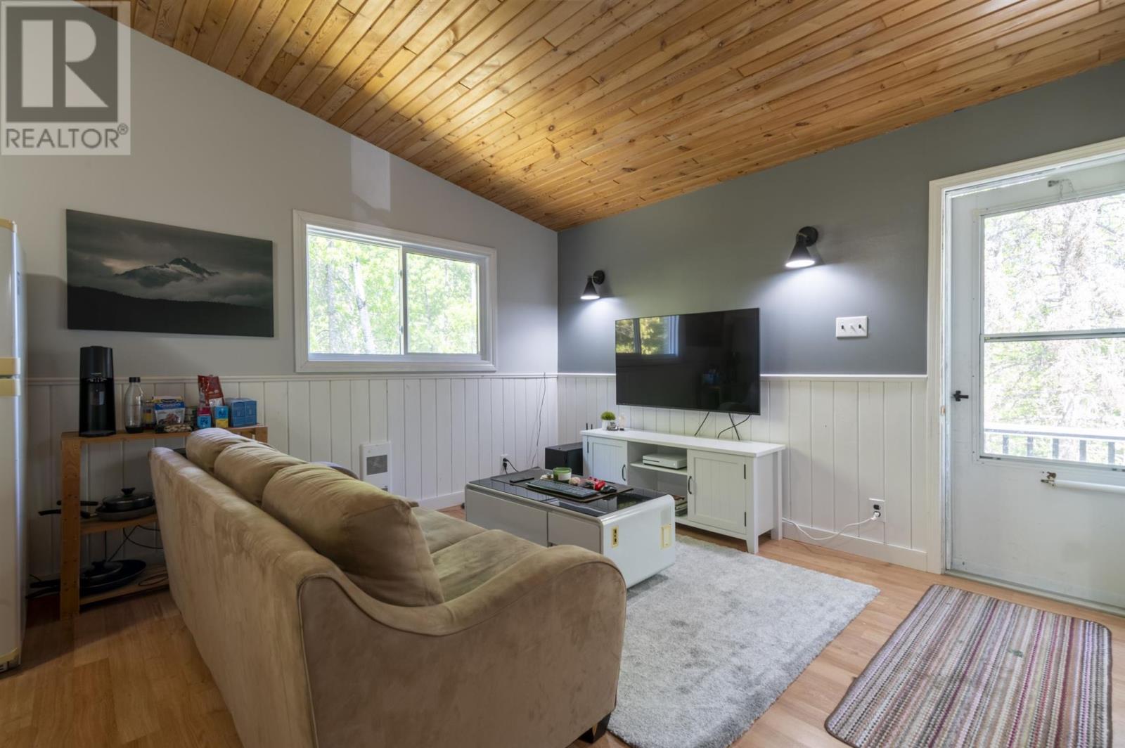 519 B Oldford Rd, Kenora, Ontario  P0X 1C0 - Photo 37 - TB251381