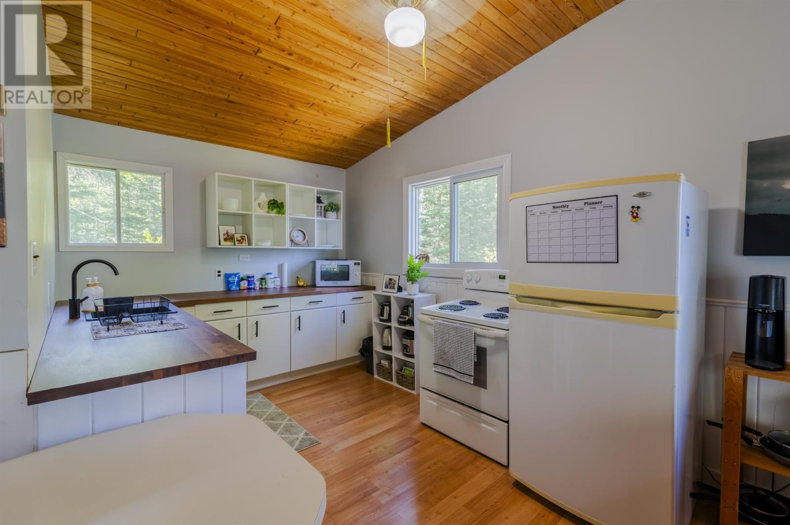 519 B Oldford Rd, Kenora, Ontario  P0X 1C0 - Photo 35 - TB251381