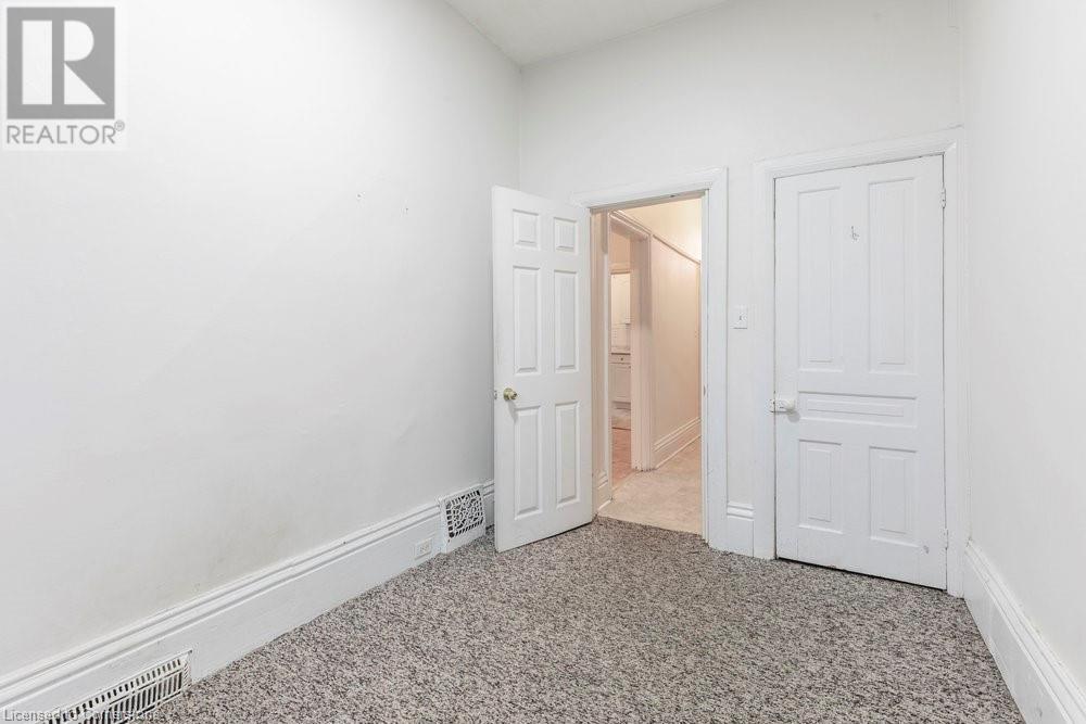 70 Pearl Street N, Hamilton, Ontario  L8R 2Y9 - Photo 18 - 40704602
