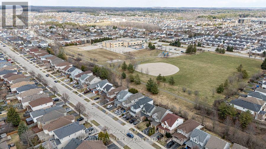 402 - 26 Lowes Road W, Guelph, Ontario  N1G 4X2 - Photo 24 - X12176569
