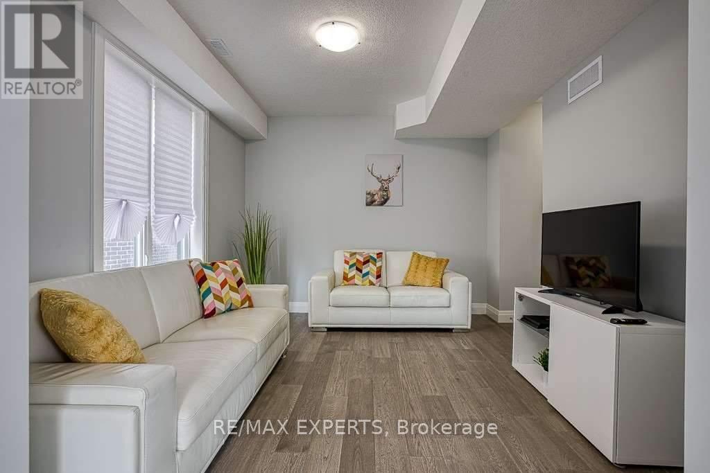 538 Fairway Road, Woodstock, Ontario  N4T 0E1 - Photo 13 - X12176570