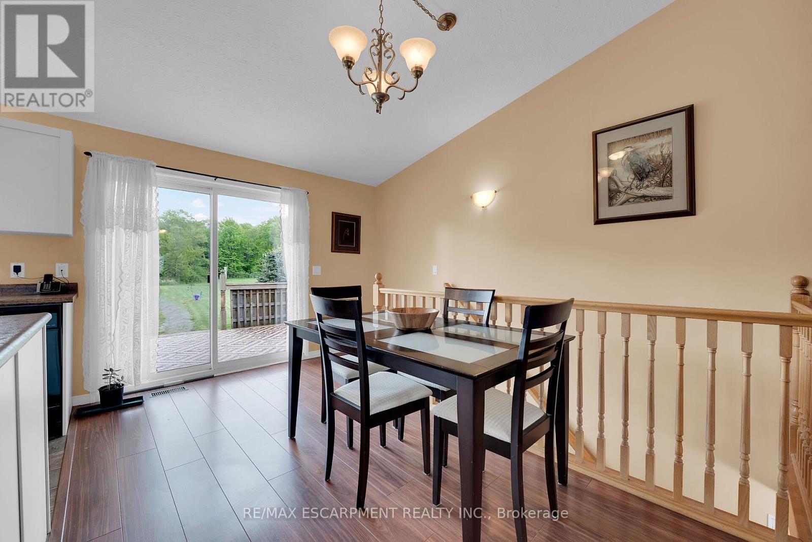 726 Indiana Road E, Haldimand, Ontario  N0A 1C0 - Photo 16 - X12176625
