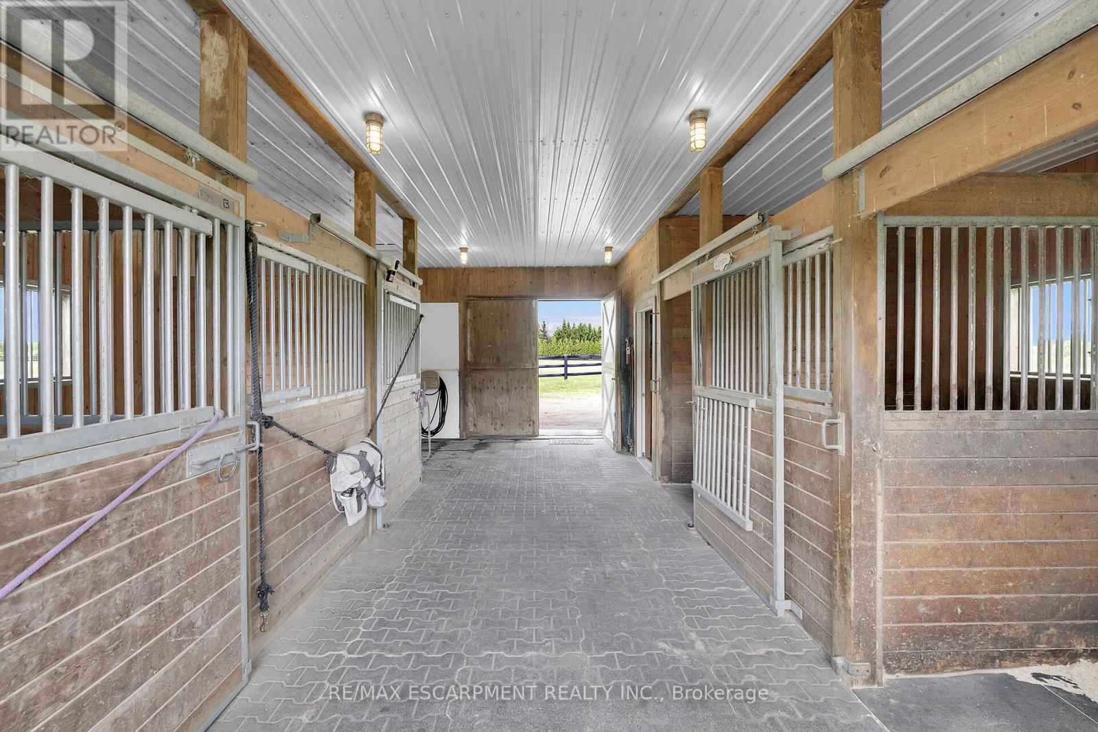 726 Indiana Road E, Haldimand, Ontario  N0A 1C0 - Photo 33 - X12176625