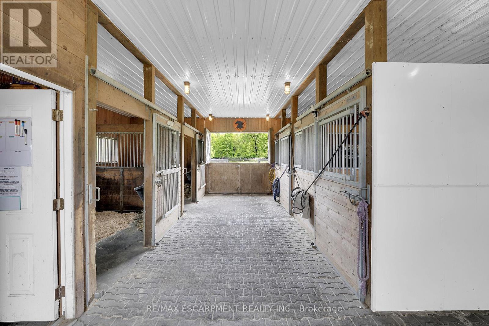 726 Indiana Road E, Haldimand, Ontario  N0A 1C0 - Photo 35 - X12176625