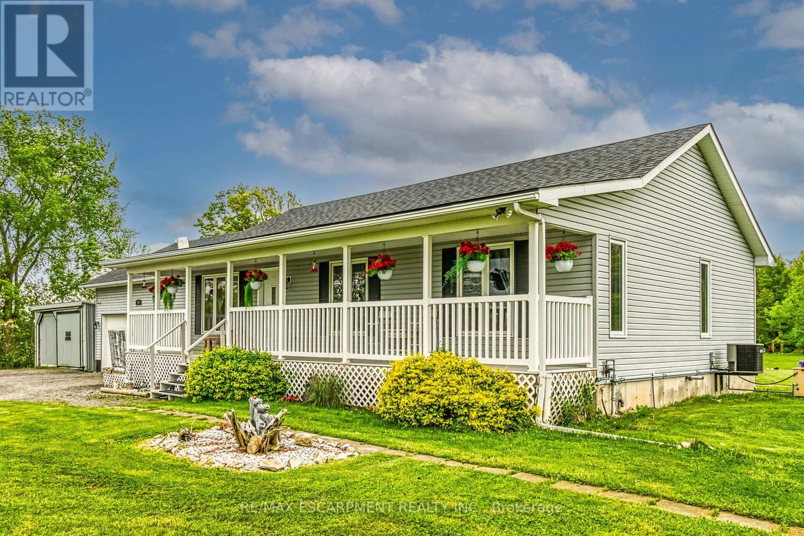 726 Indiana Road E, Haldimand, Ontario  N0A 1C0 - Photo 7 - X12176625