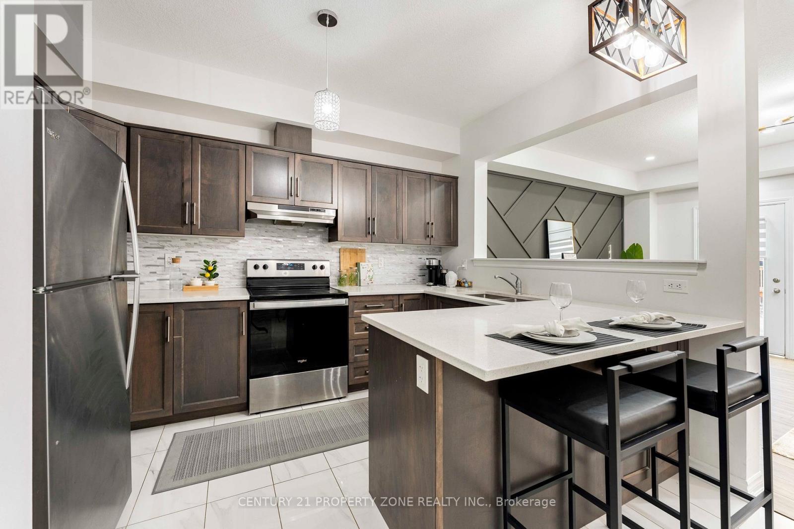 Property at 19 ELSEGOOD DRIVE image 5