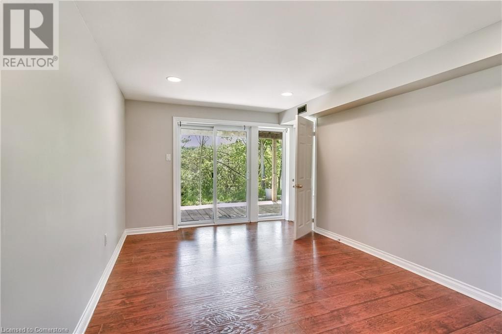 932 Old Dundas Road, Ancaster, Ontario  L9H 5E3 - Photo 22 - 40732887