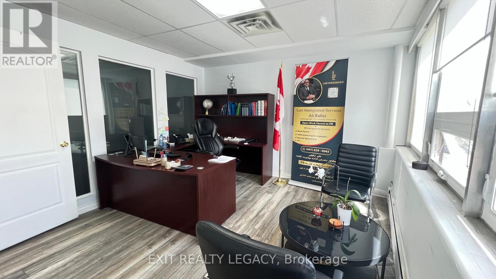#206 & #207 - 10212 Yonge Street, Richmond Hill, Ontario  L4C 3B6 - Photo 11 - N12173275