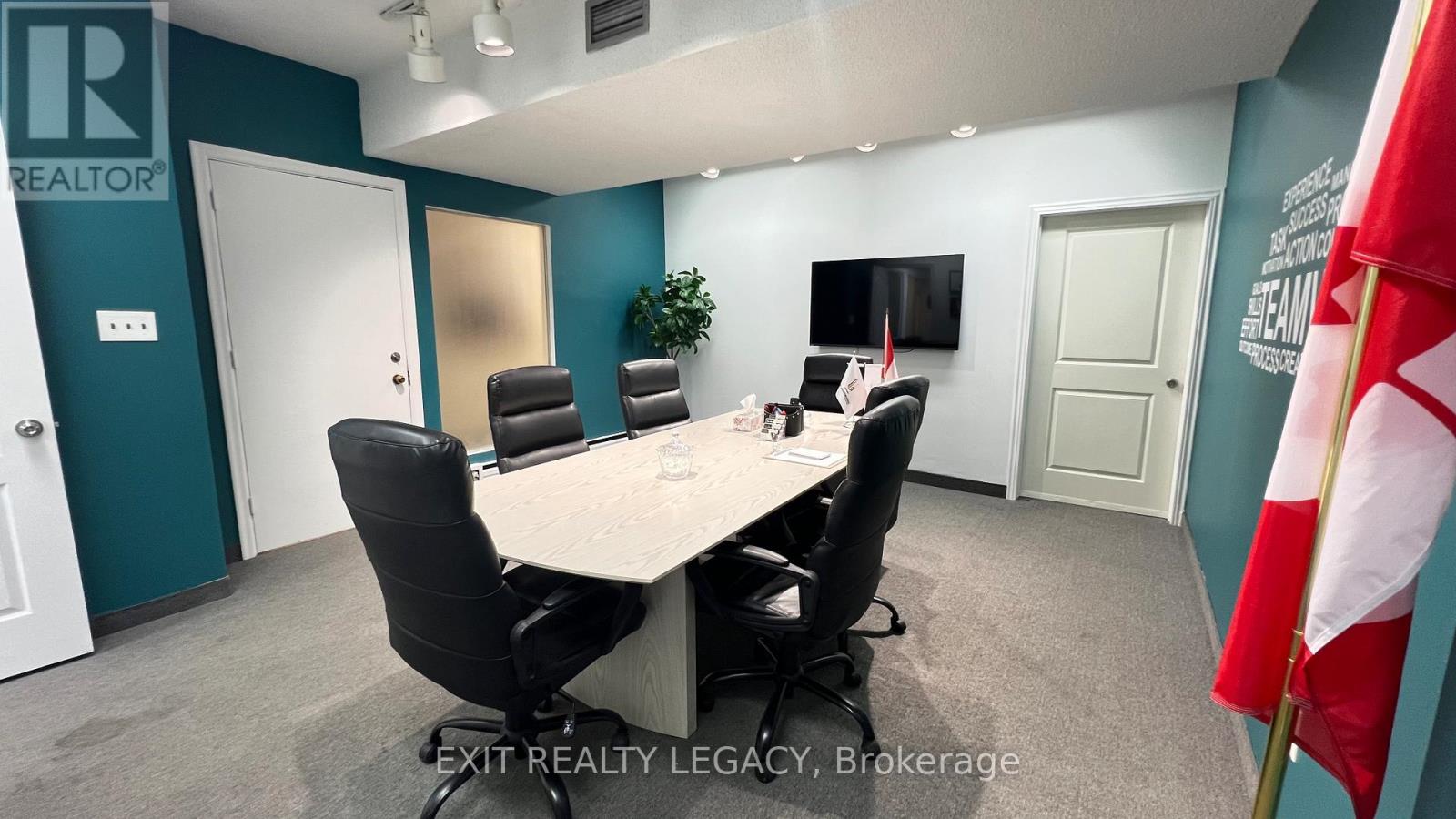 #206 & #207 - 10212 Yonge Street, Richmond Hill, Ontario  L4C 3B6 - Photo 7 - N12173275