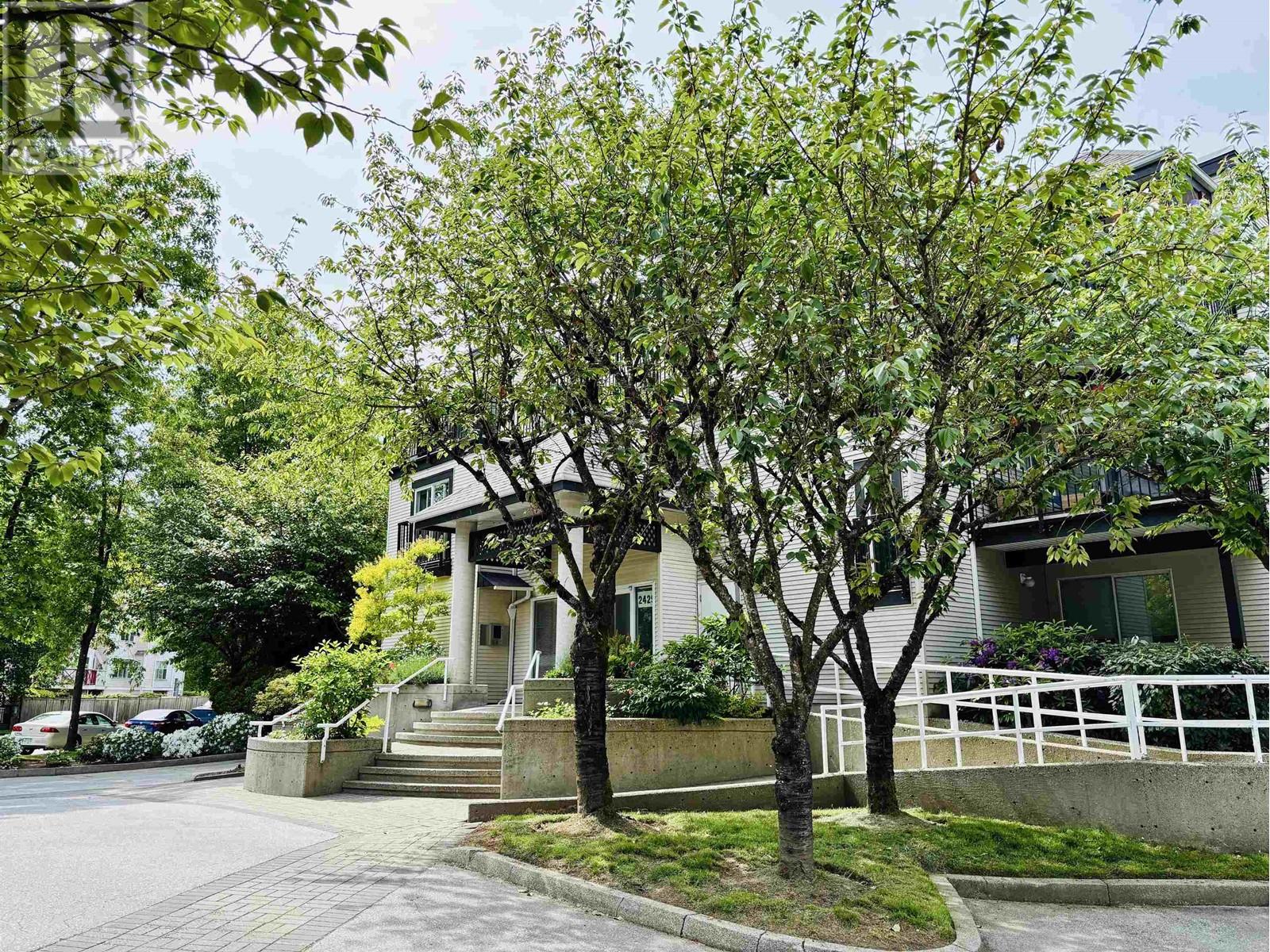 113 2429 Hawthorne Avenue, Port Coquitlam, British Columbia  V3C 6G6 - Photo 4 - R3007726