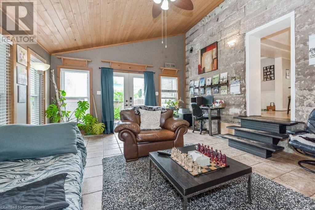 180 Union Street W, Fergus, Ontario  N1M 1V3 - Photo 39 - 40733450