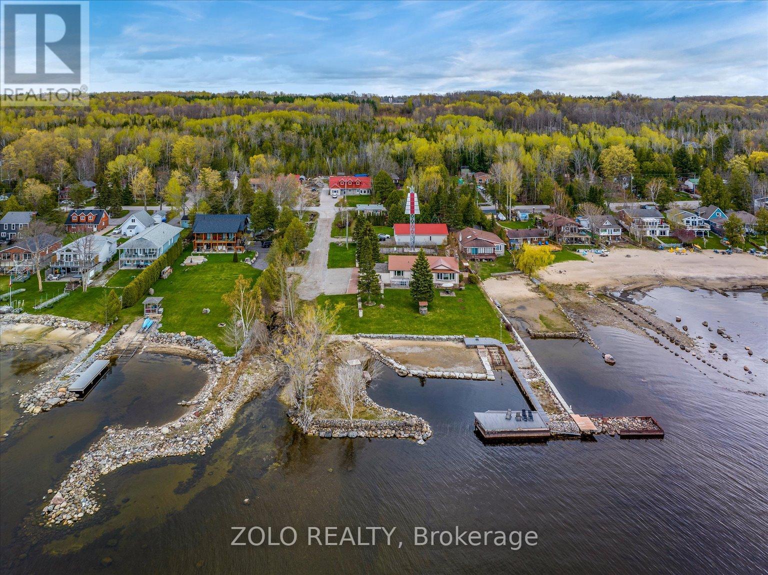 MAIN - 2 BEACON STREET, Tay, Ontario