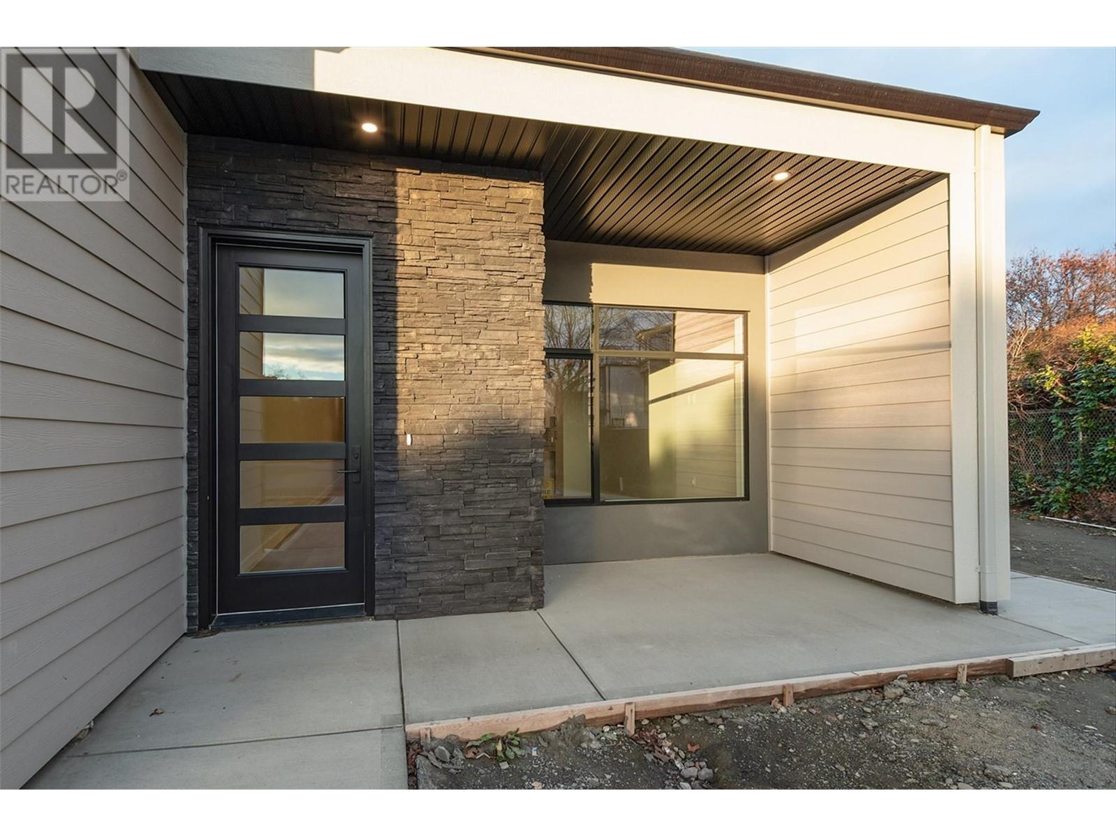 732 Coopland Crescent Unit# 4 Kelowna Photo 44