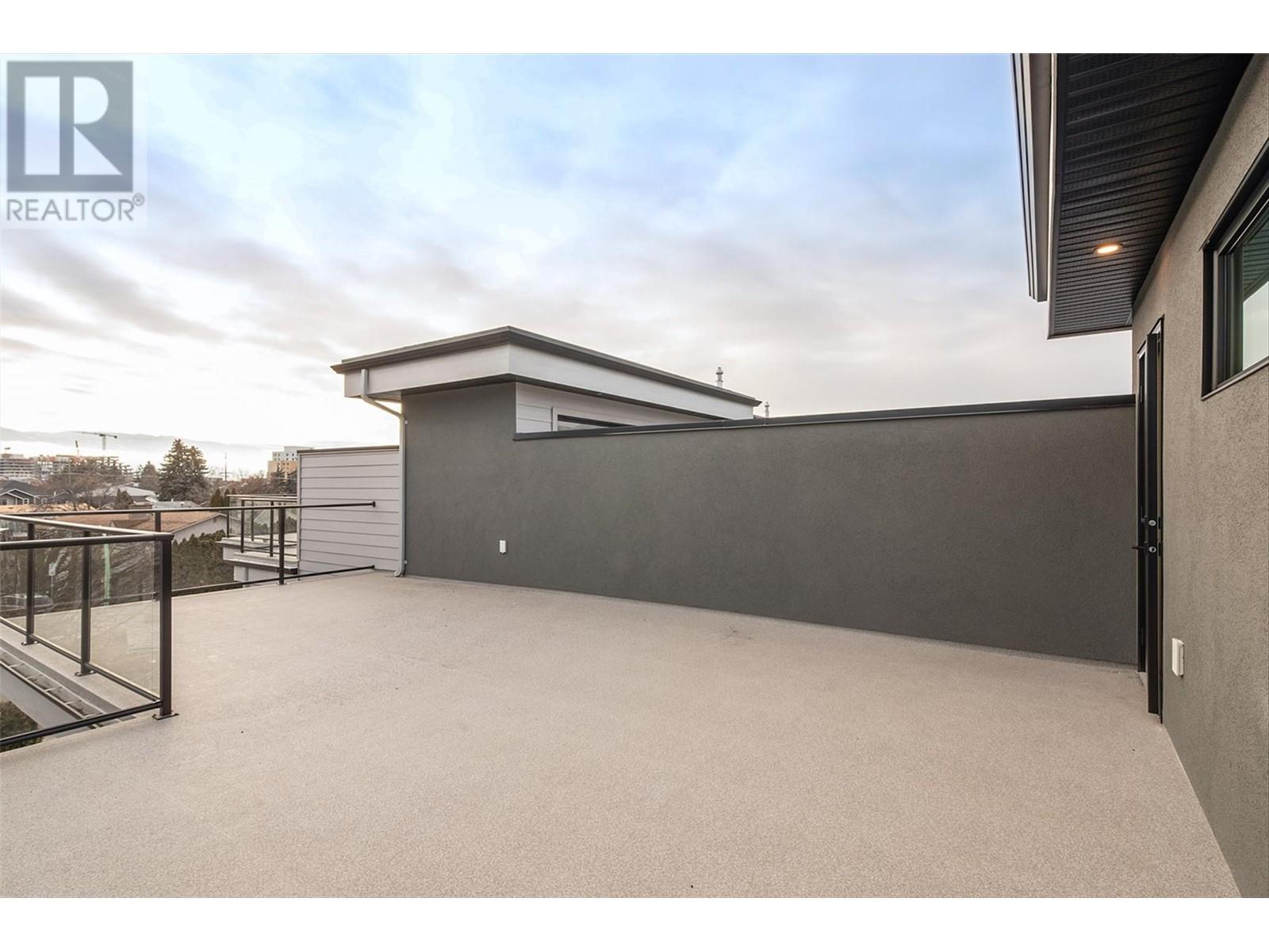 732 Coopland Crescent Unit# 4, Kelowna, British Columbia  V1Y 2V1 - Photo 41 - 10349524