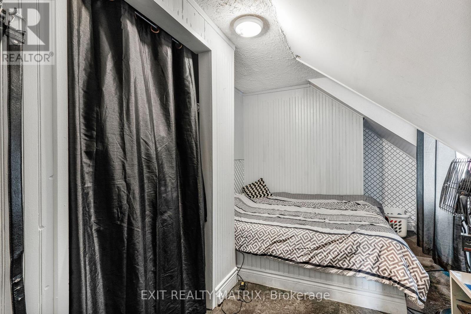 235-237 Guigues Avenue, Ottawa, Ontario  K1N 5J3 - Photo 24 - X12176794