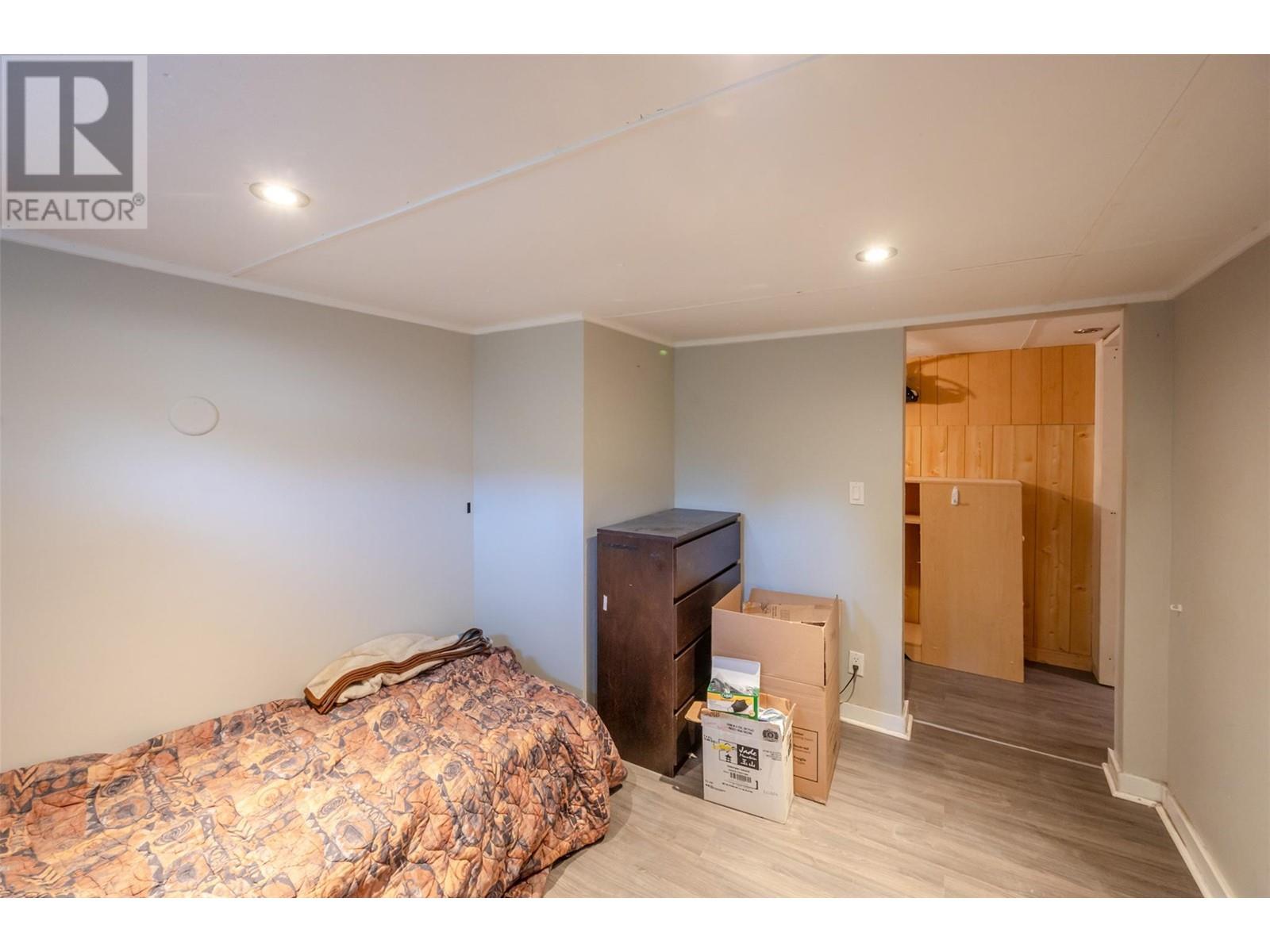 508 Eckhardt Avenue E, Penticton, British Columbia  V2A 1Z8 - Photo 27 - 10348214