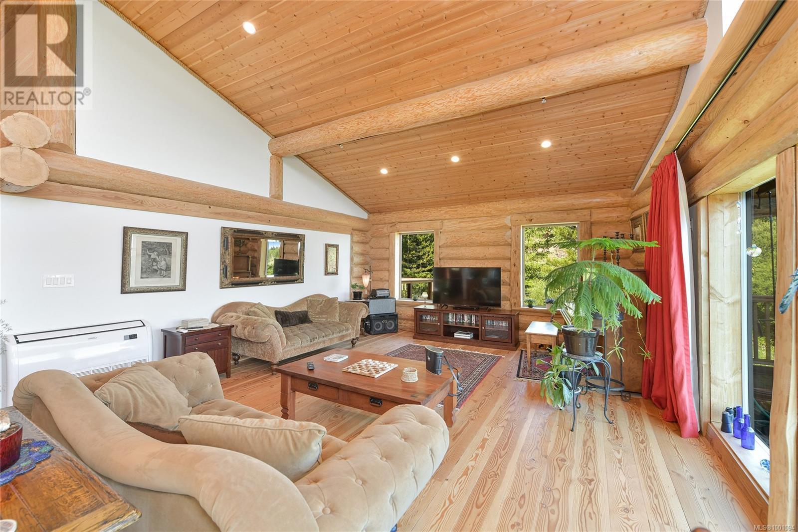 4250 Goldstream Heights Dr, Malahat, British Columbia  V0R 2W3 - Photo 13 - 1001094
