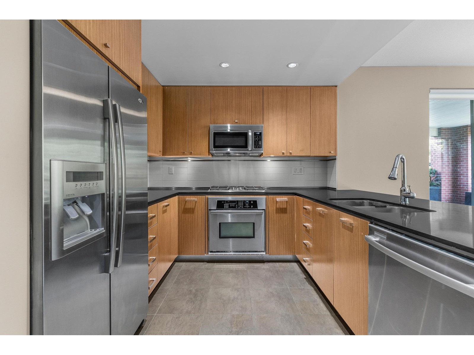 170 2940 King George Boulevard, Surrey, British Columbia  V4P 0E5 - Photo 10 - R3007772