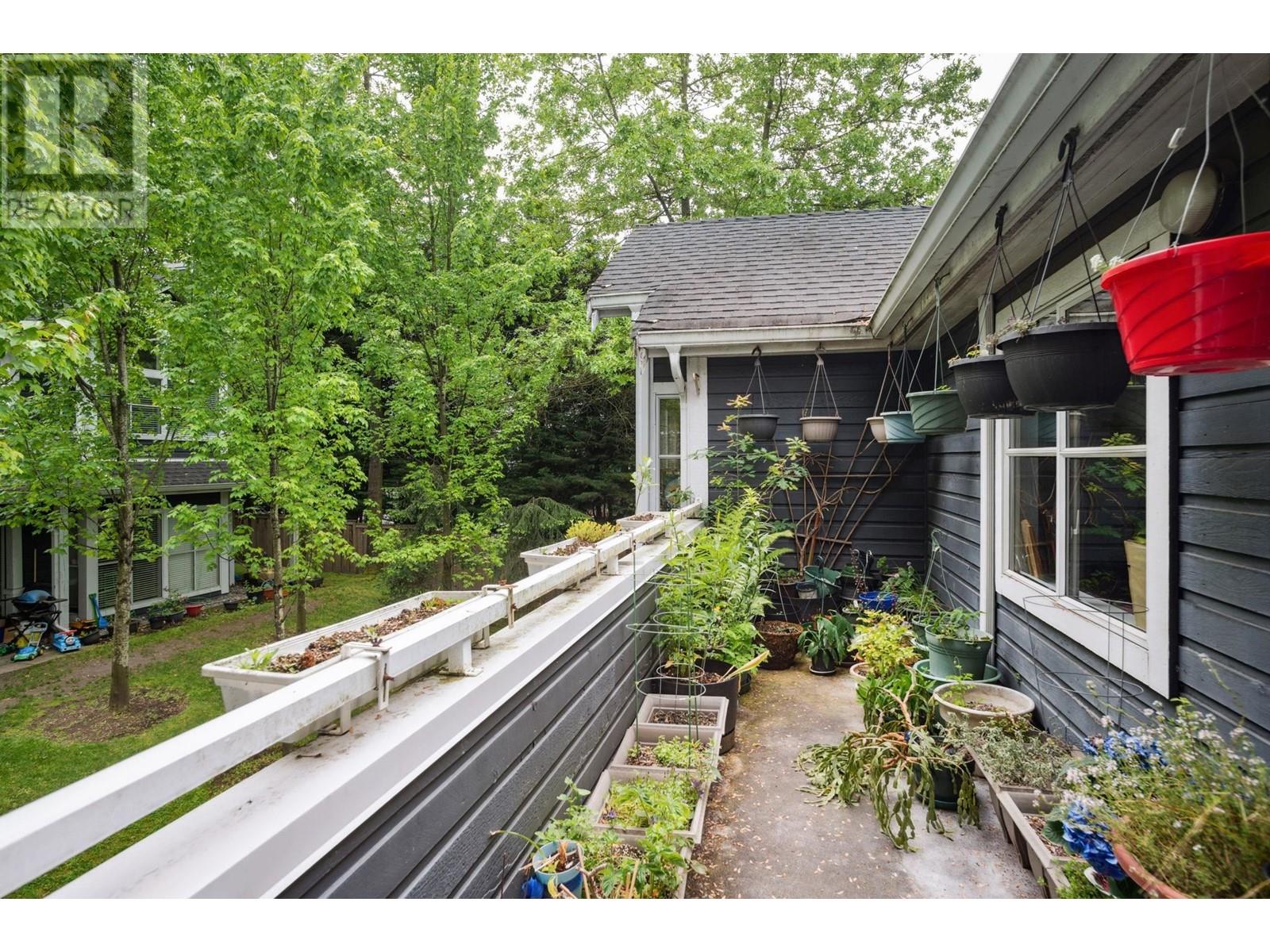 217 2960 E 29th Avenue, Vancouver, British Columbia  V5R 5Z5 - Photo 1 - R3007559