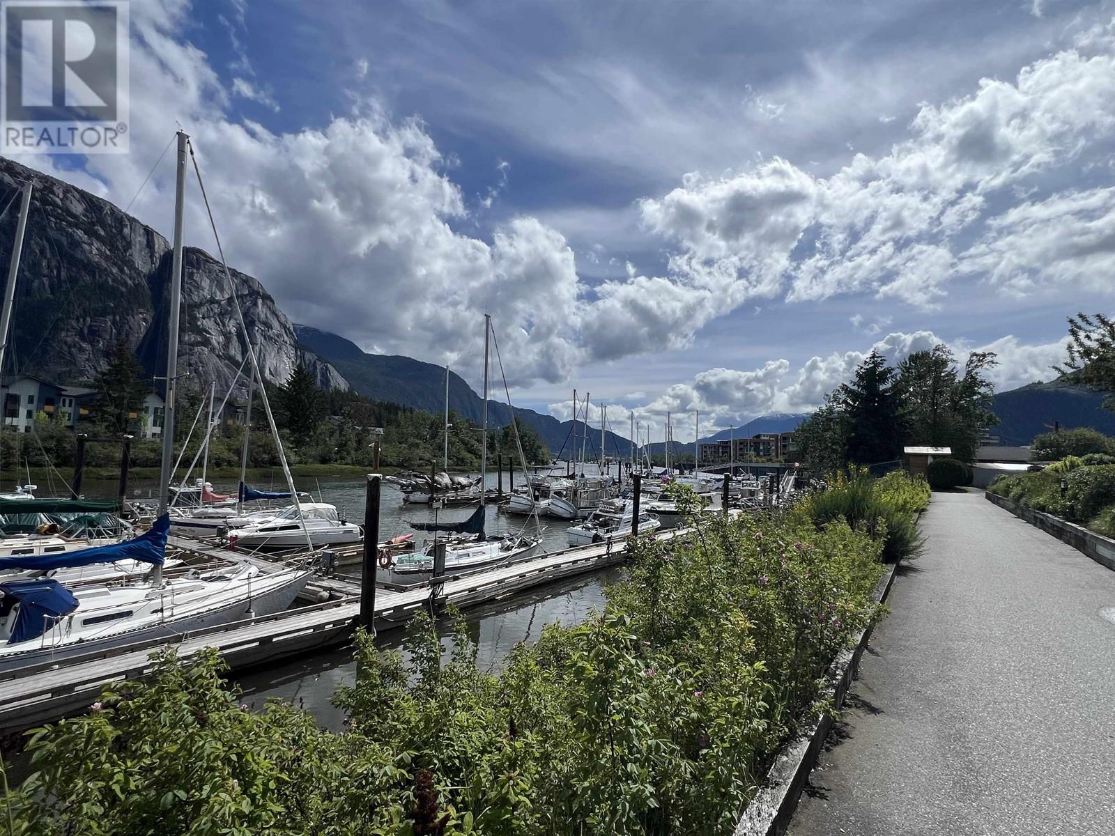 305 1468 Pemberton Avenue, Squamish, British Columbia  V8B 0K2 - Photo 25 - R3007398